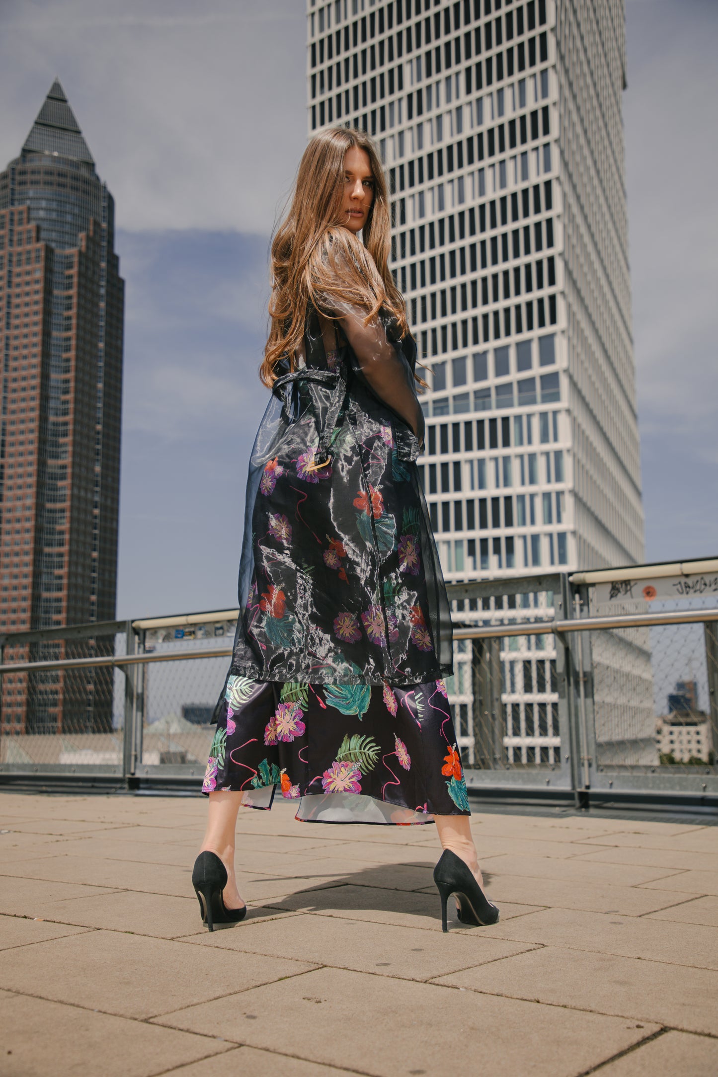 Organza Trenchcoat "Black Dream"