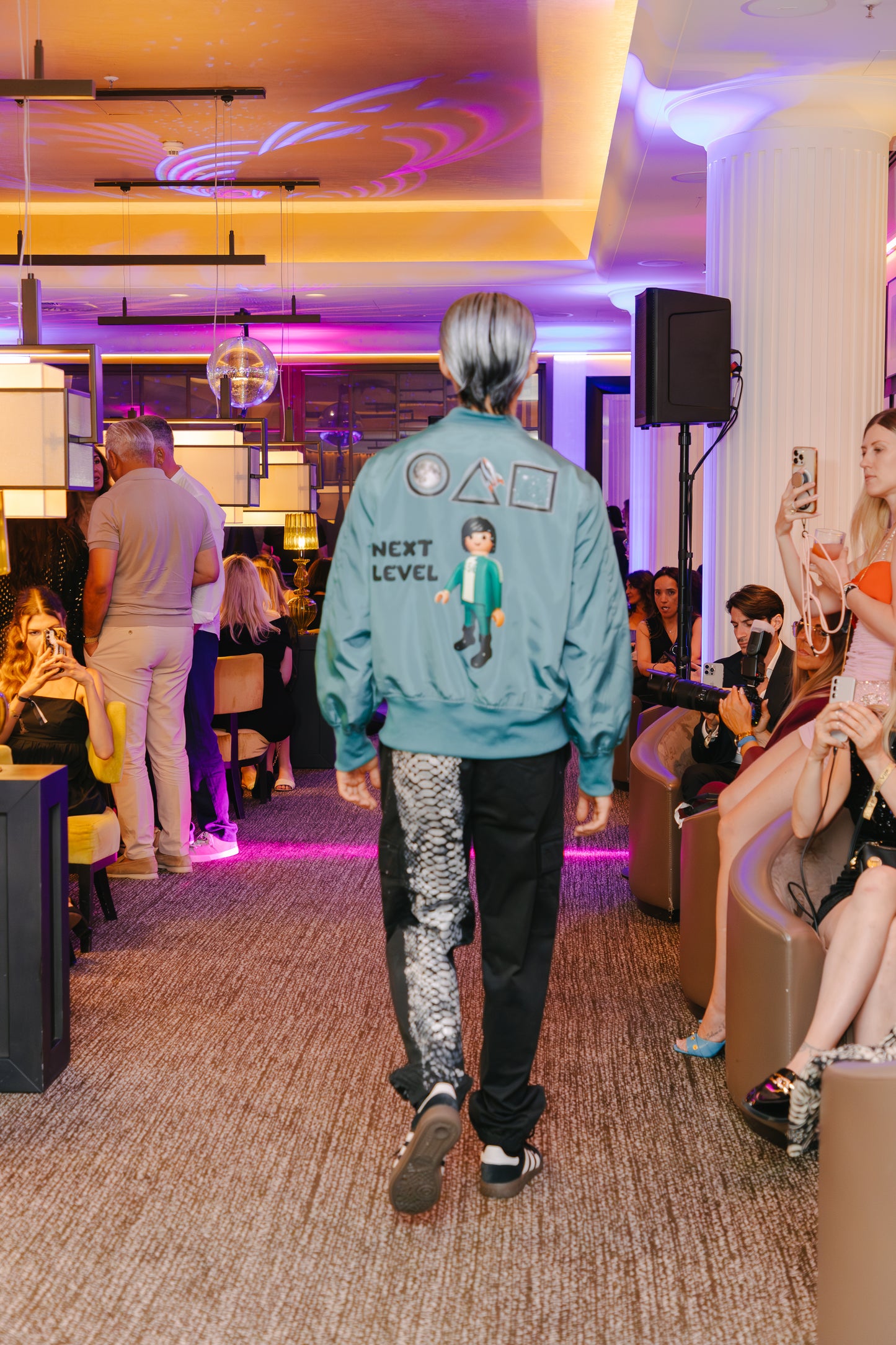 Bomberjacke light “Moon Hero”, smaragdgrün, Größe M