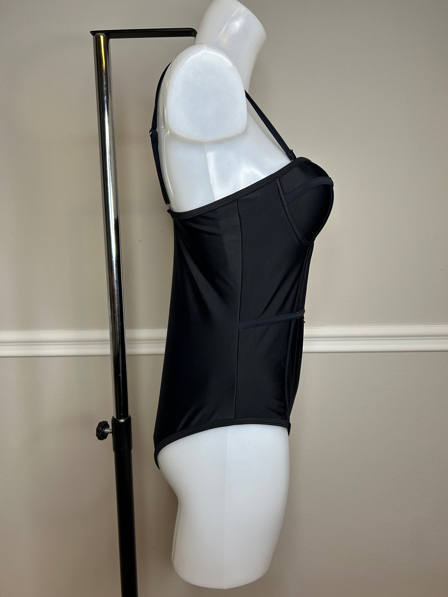 Badeanzug schwarz im Coursagen-Style, Größe M