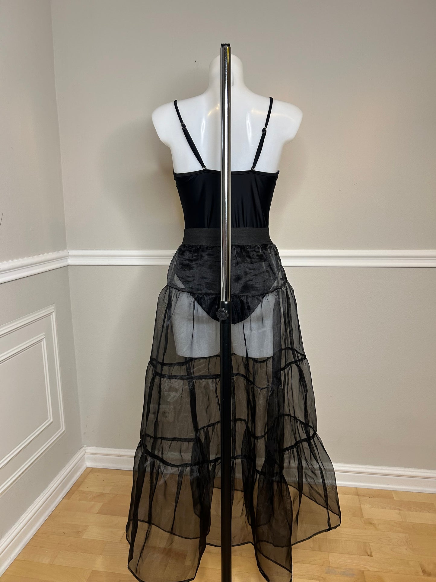 Organza-Rock „Noire Ultra-Light“, Größe S, handgenähtes Unikat