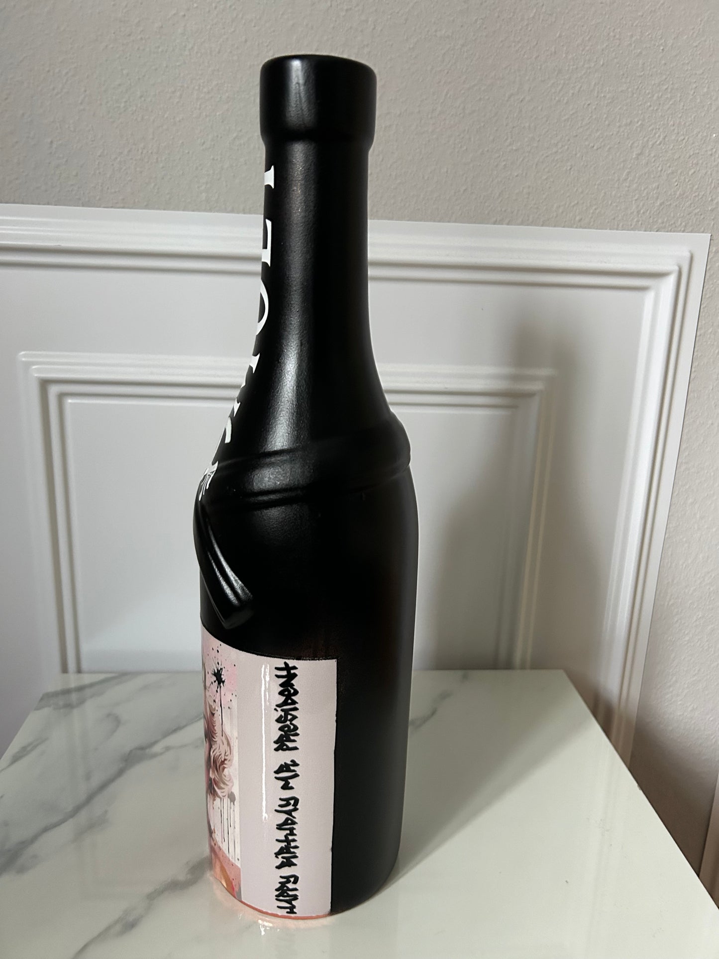 Sculpture "Champagner Skulptur & Vase " Happy B-Day