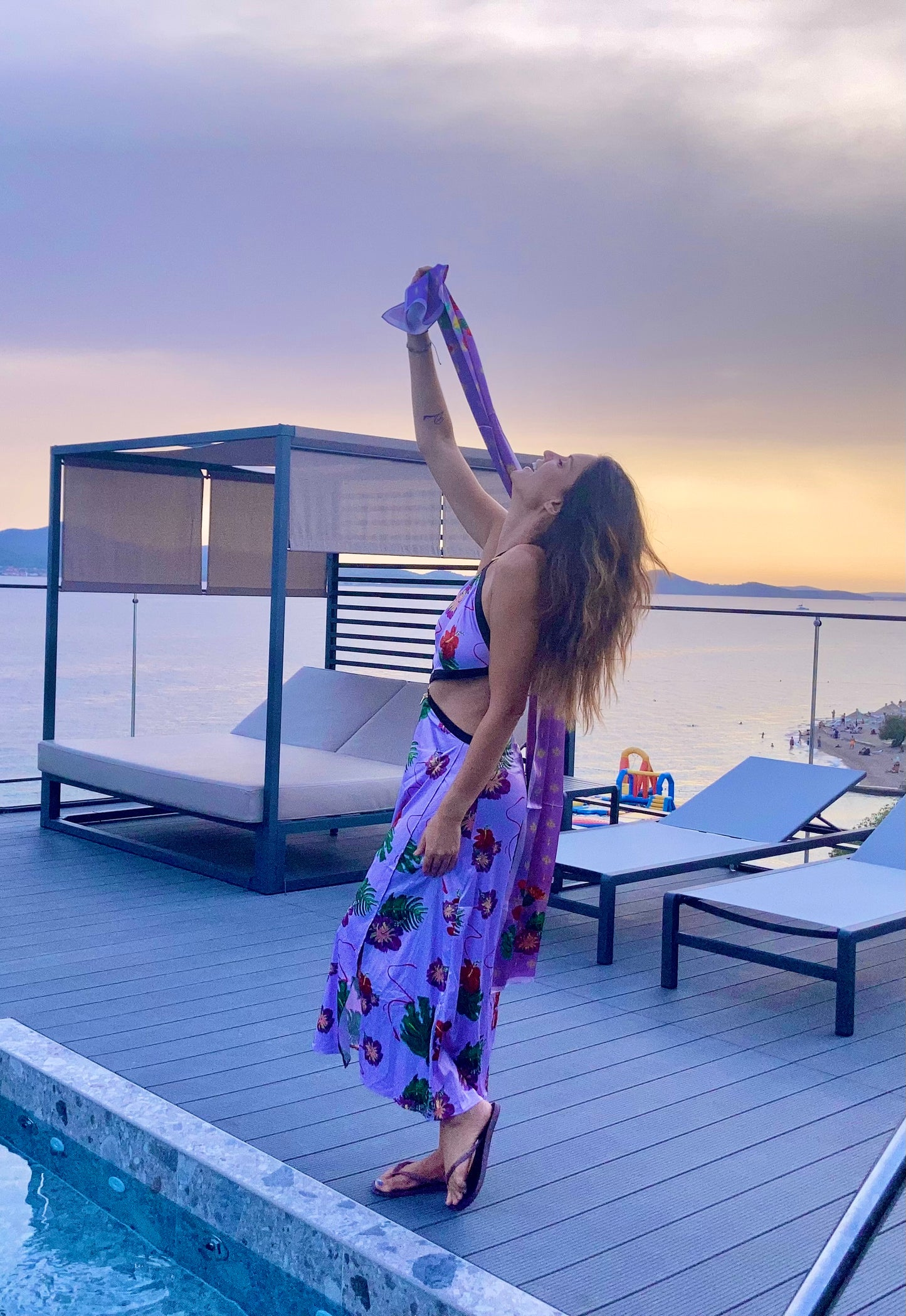 Neckholder-Kleid "Lavender", selbstgemaltes Motiv, Größe S/M