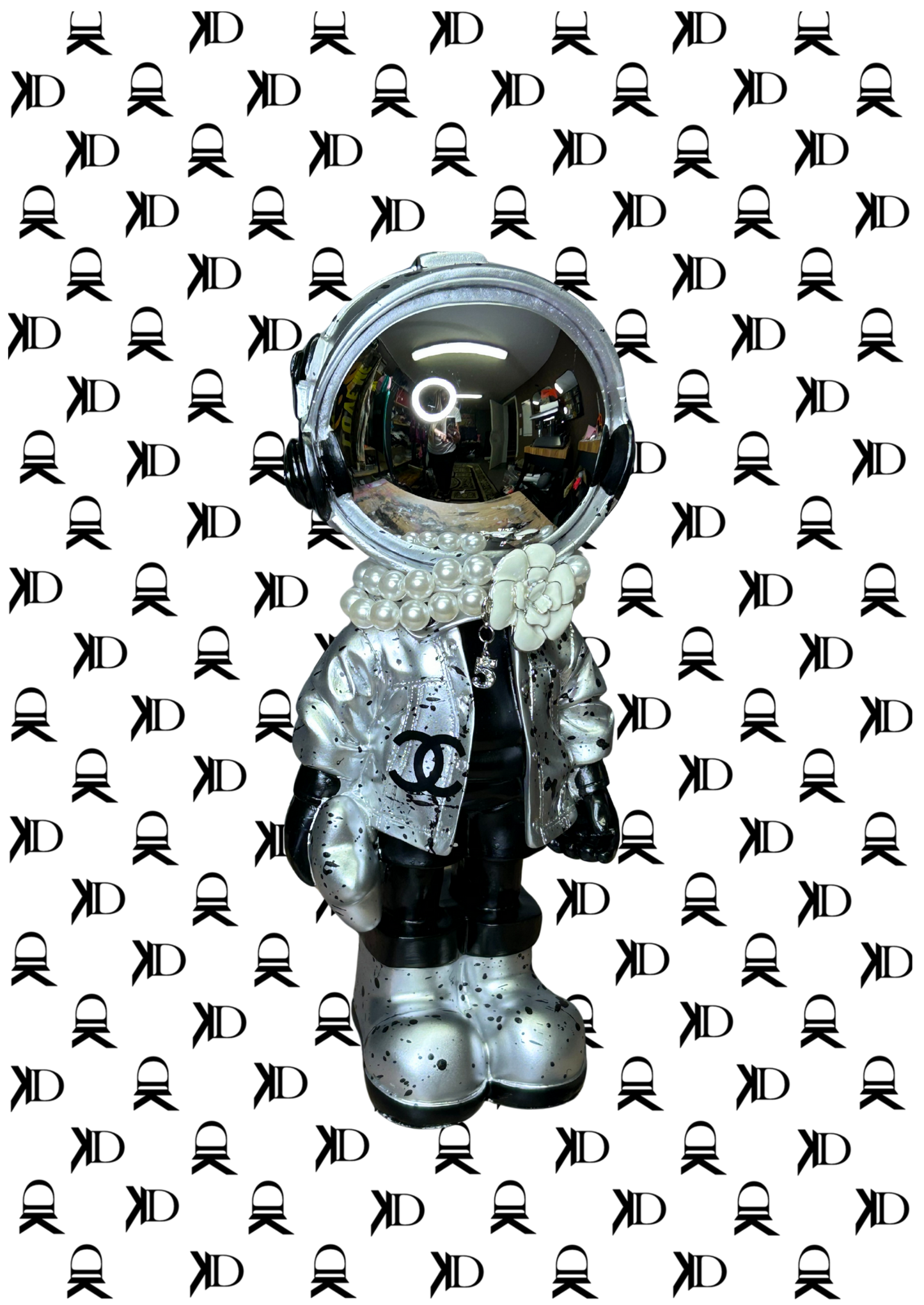 Moon Guard Chanel