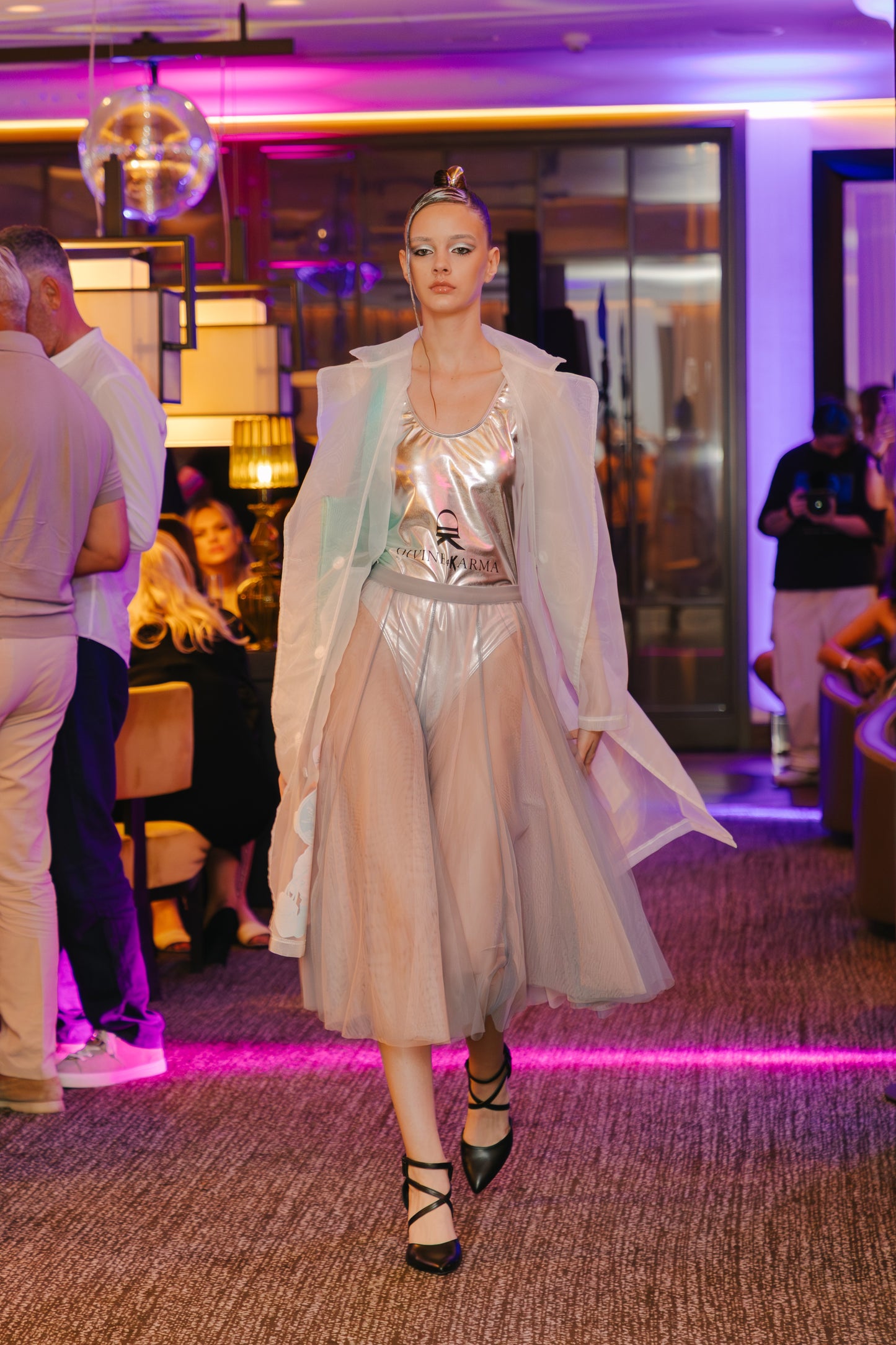 Tüllrock „Ultra-Light“, handgenäht, grau-rosé, Größe S