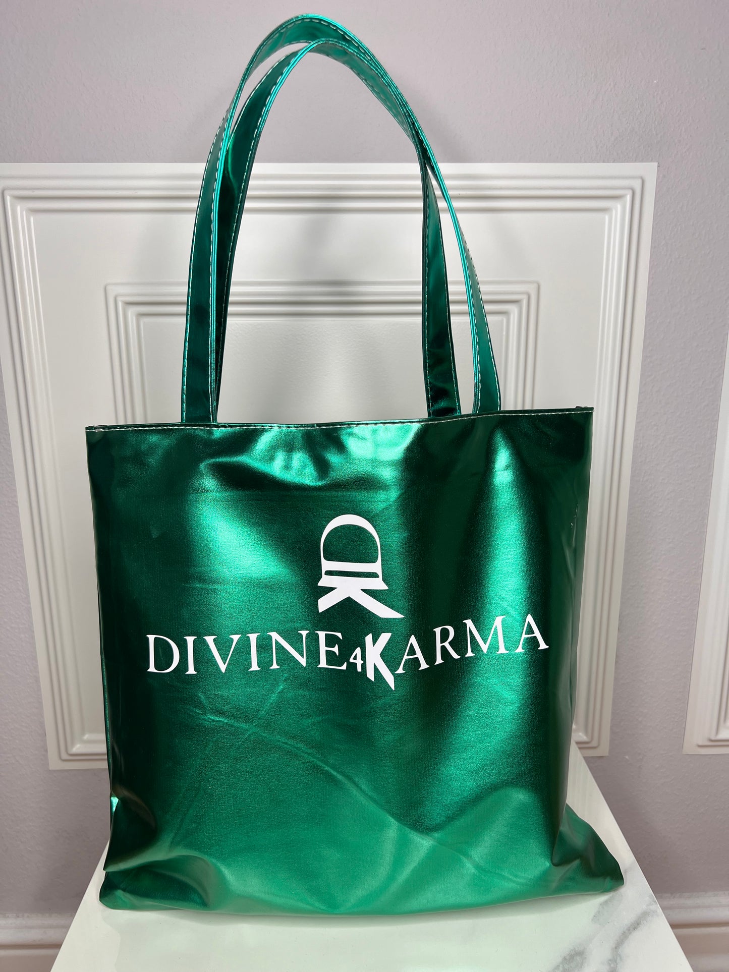 Fashion Bag “Moon Player”, green metallic, 38x36cm+Gurt