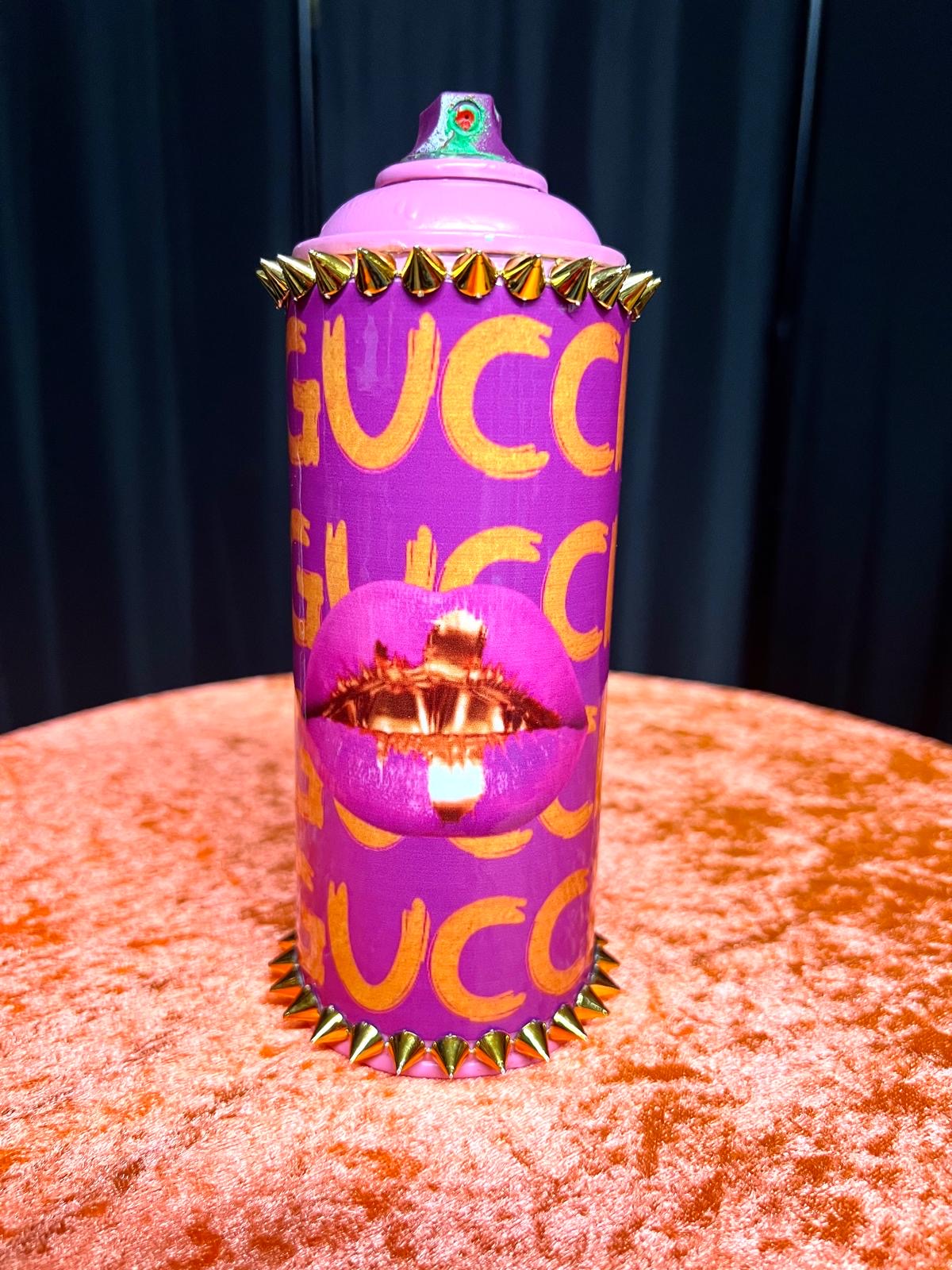 Sculpture Spray Can "GUCCI LIPS"