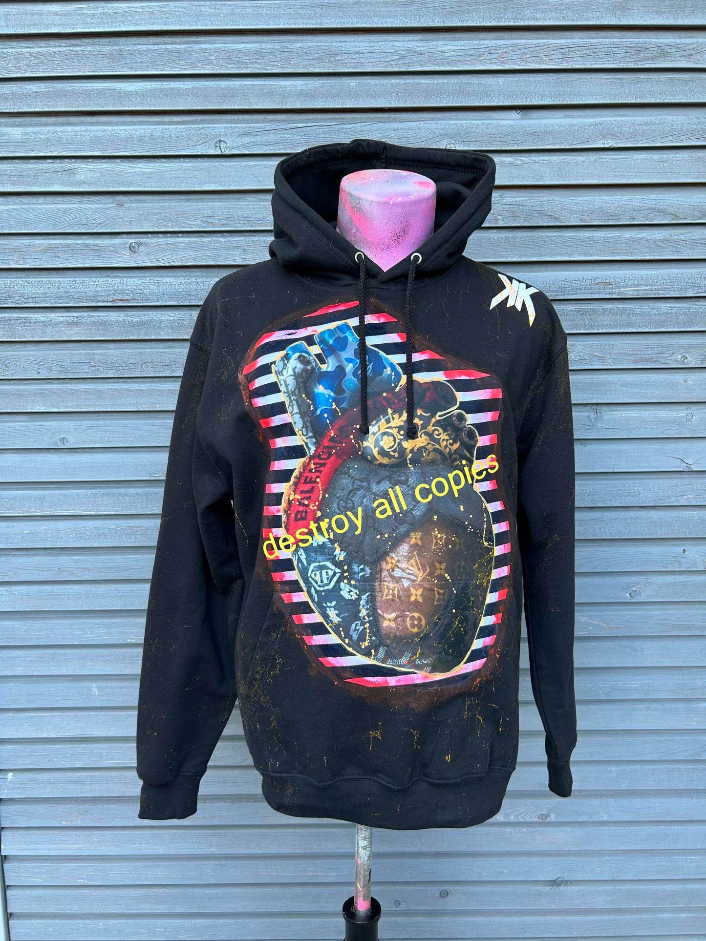 Hoodie "No Luxury", kunstveredelt, Größe M