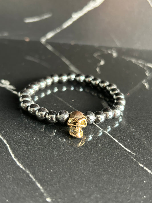 Heilstein-Perlenarmband „Immortal", Motiv Totenkopf, Farbe dunkelgrau, Größe S