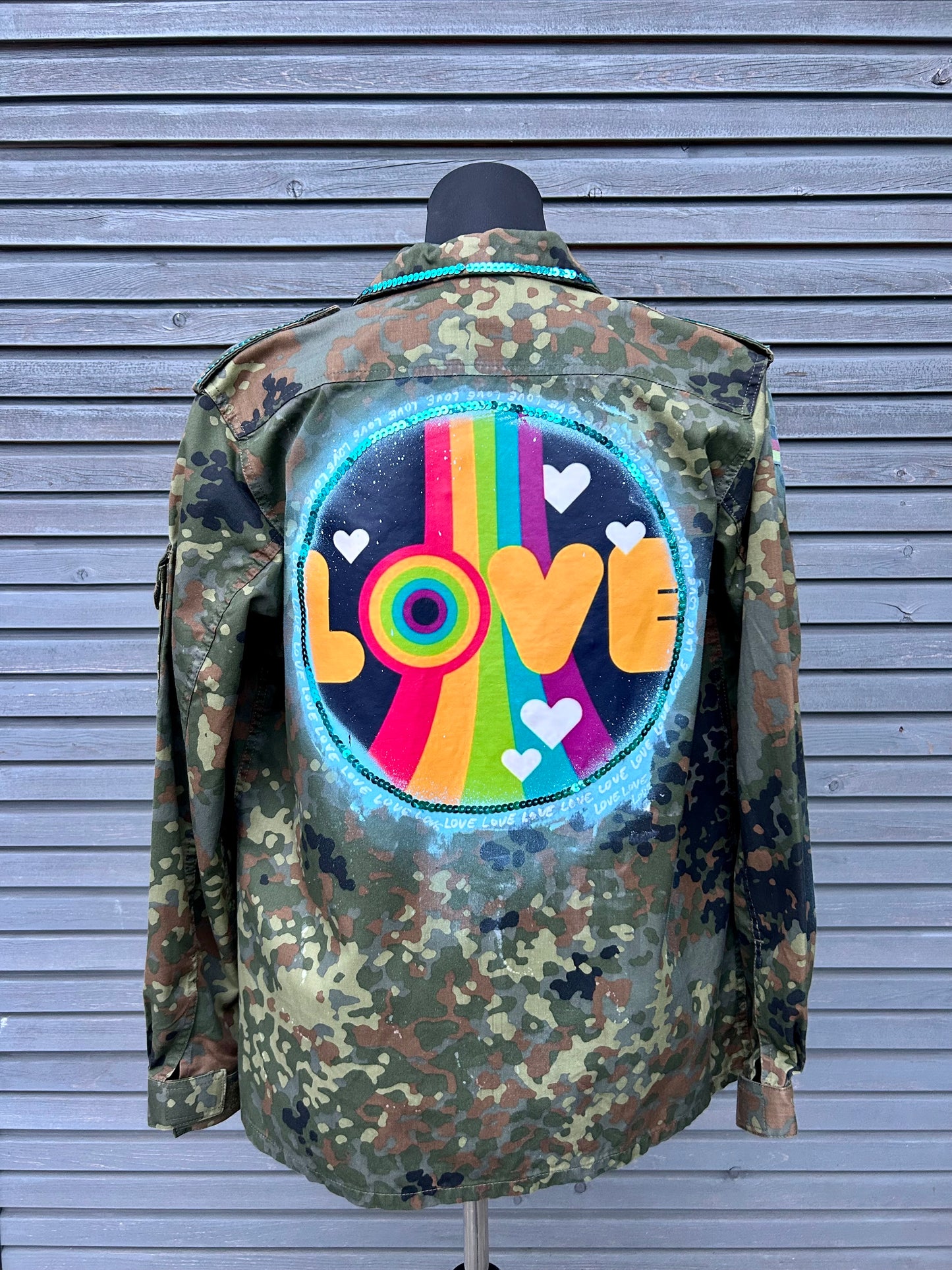 Military Jacket "Peace & Love", kunstveredelt, Größe M