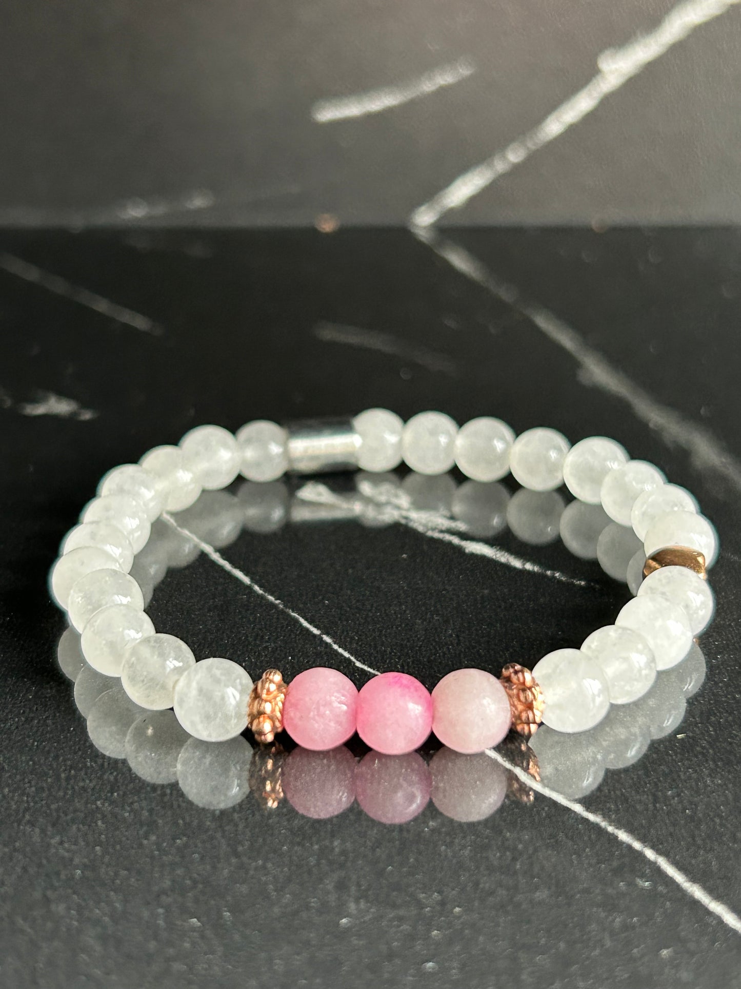 Heilstein-Perlenarmband „Heal“, Farbe weiss/ rosa, Größe S