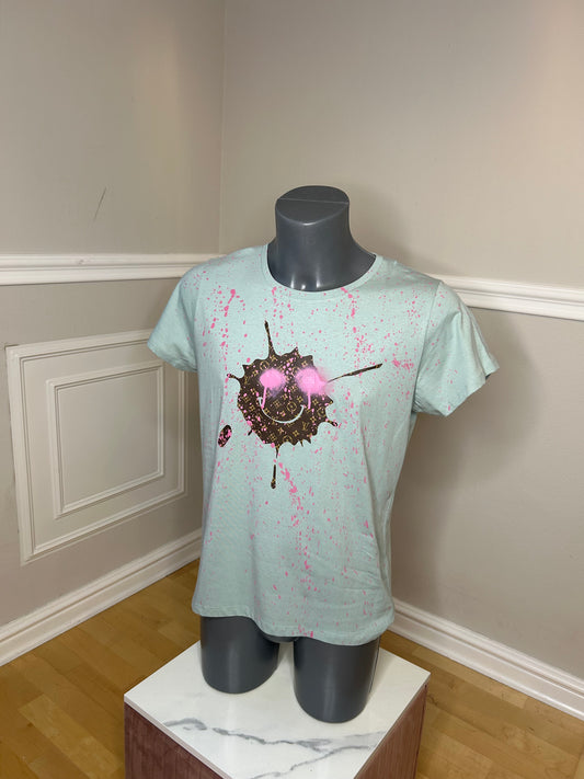 ⦁	T-Shirt, kurzarm, „Smile“, kunstveredelt, Größe XL