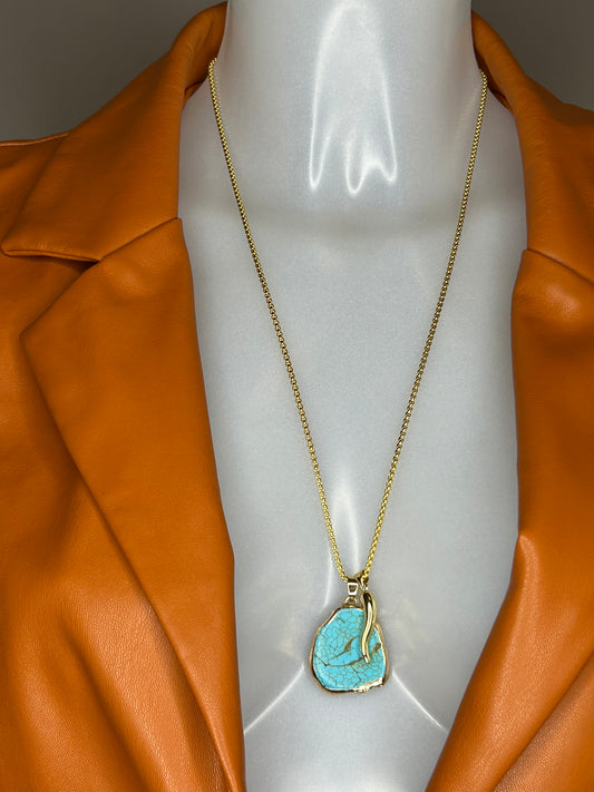 Halskette „Happy Turquoise“, 14KT gold plated mit Türkis-Stein und Glücks-Horn