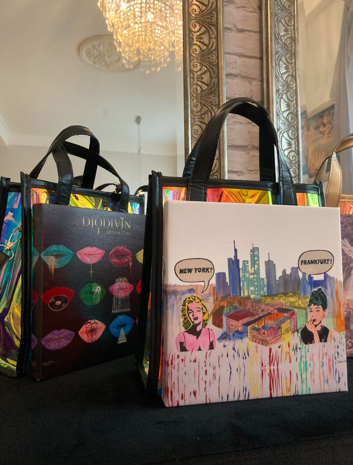 Art Bag "Beyond my Lips" mit Mini-Leinwand